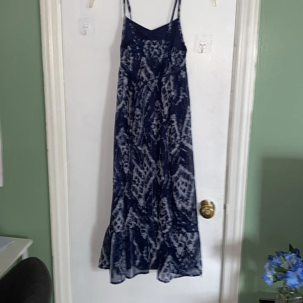 Dress - Picture 5 of 5